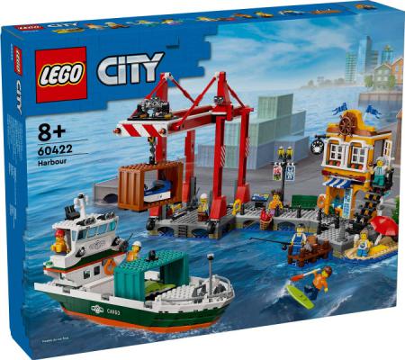 Haven met vrachtschip